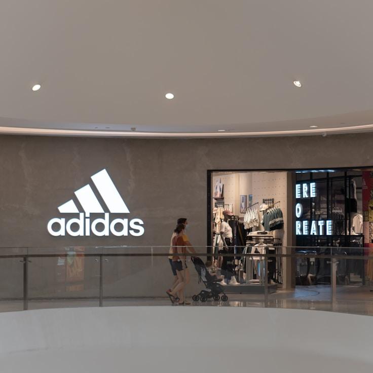 Family-friendly shopping and daily life in Canada